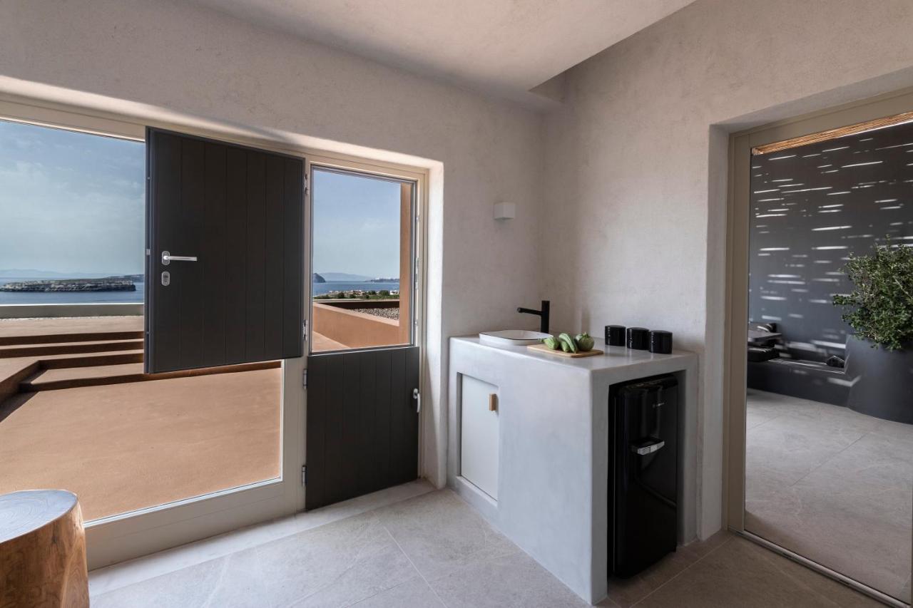 Serra Exclusive Suites Akrotiri  Exterior photo