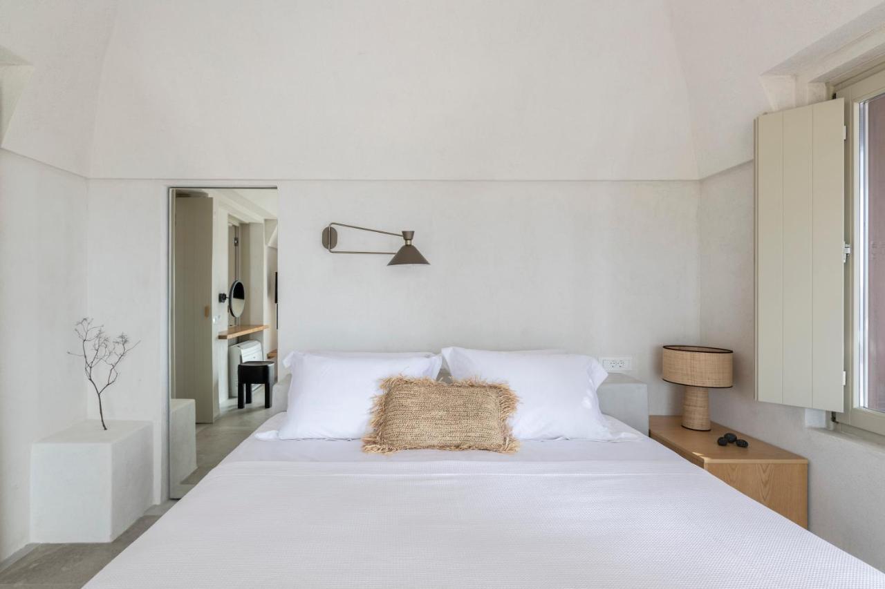 Serra Exclusive Suites Akrotiri  Exterior photo